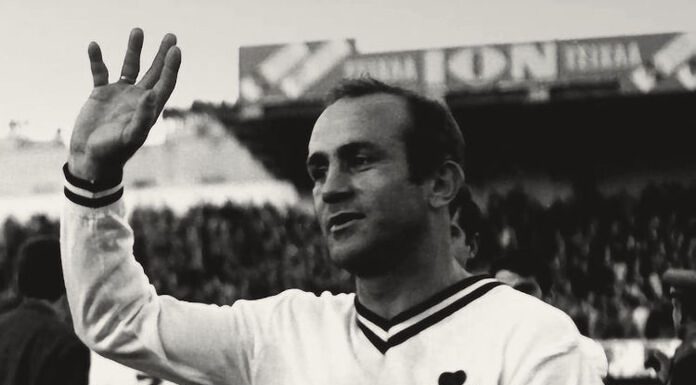 Σαν σήμερα γεννήθηκε ίσως ο πληρέστερος ‘Ελληνας ποδοσφαιριστής-Τάκης Λουκανίδης Σαν σήμερα γεννήθηκε ίσως ο πληρέστερος 'Ελληνας ποδοσφαιριστής-Τάκης Λουκανίδης