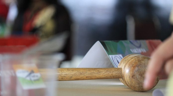 Σε καθολική αποχή προχωρούν οι δικηγόροι των Αθηνών Σε καθολική αποχή προχωρούν οι δικηγόροι των Αθηνών