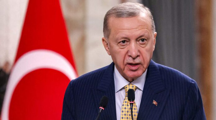 Τουρκία: «Πρέπει να μποϊκοτάρουμε το Ισραήλ – Όσοι το υποστηρίζουν πρέπει να πληρώσουν το τίμημα» Τουρκία: «Πρέπει να μποϊκοτάρουμε το Ισραήλ – Όσοι το υποστηρίζουν πρέπει να πληρώσουν το τίμημα»