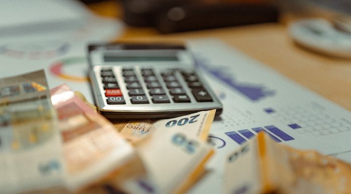 Τα SOS για τεκμήρια από ακίνητα και χρηματικές γονικές παροχές Τα SOS για τεκμήρια από ακίνητα και χρηματικές γονικές παροχές