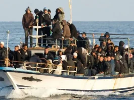 Ανεξέλεγκτη η άφιξη λάθρο μεταναστών στην Ελλάδα – 97 ακόμη αποβιβάστηκαν στο Κατάκολο