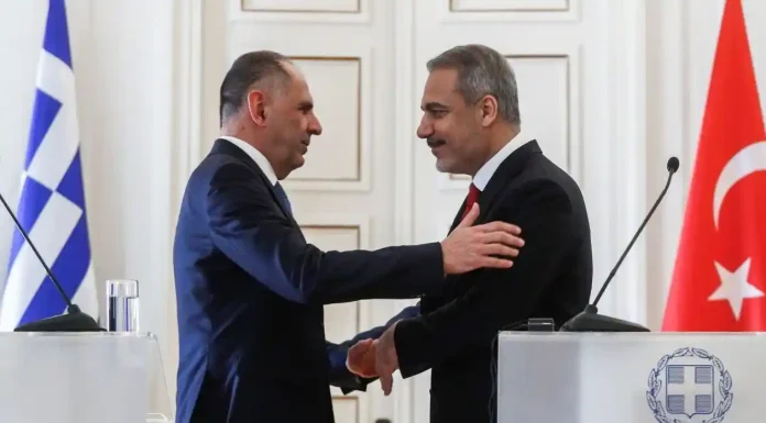 Παραιτήθηκε ο Α΄ Γενικός Διευθυντής του ΥΠΕΞ διαφωνώντας με την πολιτική παραχωρήσεων στην Τουρκία Παραιτήθηκε ο Α΄ Γενικός Διευθυντής του ΥΠΕΞ διαφωνώντας με την πολιτική παραχωρήσεων στην Τουρκία