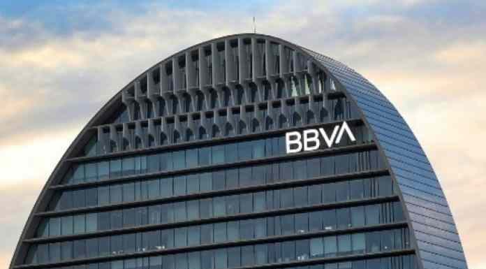 Ισπανία:Φορολογούν τα «ουρανοκατέβατα» κέρδη των τραπεζών: «Όταν είχαν ανάγκη στηρίχθηκαν από το δημόσιο – Τώρα να τα επιστρέψουν» Ισπανία:Φορολογούν τα «ουρανοκατέβατα» κέρδη των τραπεζών: «Όταν είχαν ανάγκη στηρίχθηκαν από το δημόσιο – Τώρα να τα επιστρέψουν»