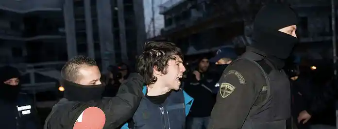 Αμπελόκηποι: Συνελήφθη ο Νίκος Ρωμανός για την έκρηξη στο διαμέρισμα... Αμπελόκηποι: Συνελήφθη ο Νίκος Ρωμανός για την έκρηξη στο διαμέρισμα...