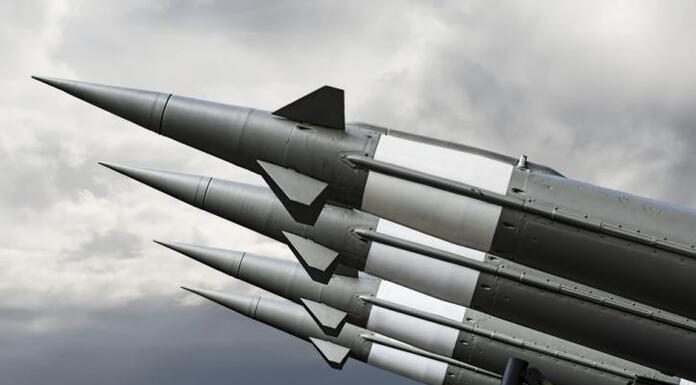 Ρωσία:Η απόφαση της Ουάσιγκτον να επιτρέψει στην Ουκρανία τη χρήση πυραύλων μεγάλου βεληνεκούς μπορεί να οδηγήσει στον Τρίτο Παγκόσμιο Πόλεμο Ρωσία:Η απόφαση της Ουάσιγκτον να επιτρέψει στην Ουκρανία τη χρήση πυραύλων μεγάλου βεληνεκούς μπορεί να οδηγήσει στον Τρίτο Παγκόσμιο Πόλεμο