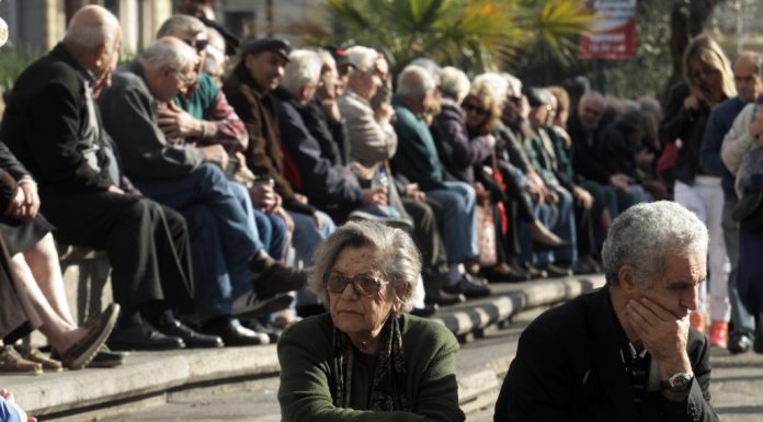 Αύξηση στα όρια συνταξιοδότησης λόγω δημογραφικού
