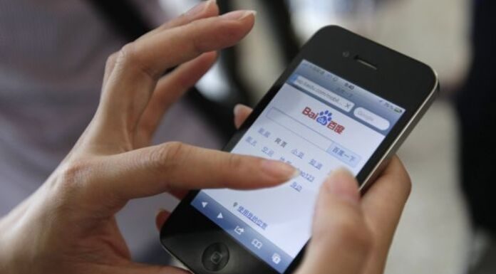 Τρεις τρόποι για να «σώσεις» τη μπαταρία του κινητού σου όταν δεν έχεις μαζί σου φορτιστή Τρεις τρόποι για να «σώσεις» τη μπαταρία του κινητού σου όταν δεν έχεις μαζί σου φορτιστή