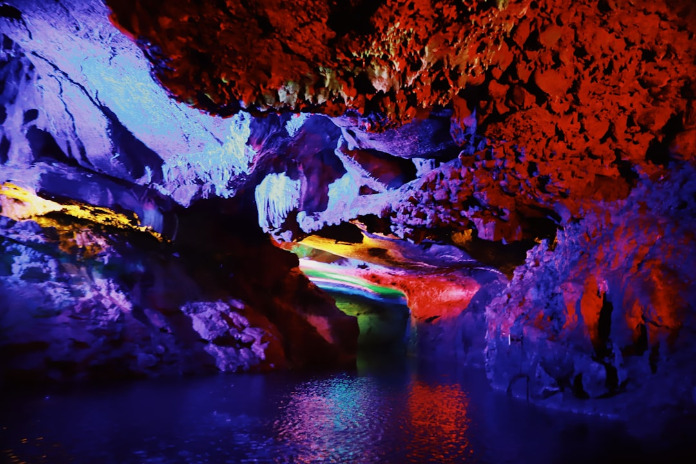 Οι ερευνητές δεν πίστευαν ότι το υδρογόνο συσσωρεύεται υπόγεια, αλλά οι πρόσφατες ανακαλύψεις υποδηλώνουν το αντίθετο. (Πίστωση εικόνας: UNSPLASH Οι ερευνητές δεν πίστευαν ότι το υδρογόνο συσσωρεύεται υπόγεια, αλλά οι πρόσφατες ανακαλύψεις υποδηλώνουν το αντίθετο. (Πίστωση εικόνας: UNSPLASH