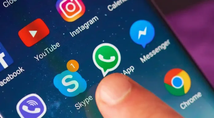 Ρωσία: Εξετάζει να μπλοκάρει τις τηλεφωνικές κλήσεις μέσω εφαρμογών ανταλλαγής μηνυμάτων- Ο λόγος Ρωσία: Εξετάζει να μπλοκάρει τις τηλεφωνικές κλήσεις μέσω εφαρμογών ανταλλαγής μηνυμάτων- Ο λόγος