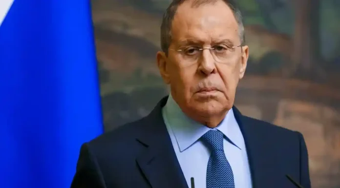 Σ.Λαβρόφ: «Η Ουκρανία χτυπά επανειλημμένως μη στρατιωτικούς στόχους στη Ρωσία με δυτικά όπλα… Θα απαντήσουμε» Σ.Λαβρόφ: Η Ουκρανία χτυπά επανειλημμένως μη στρατιωτικούς στόχους στη Ρωσία με δυτικά όπλα… Θα απαντήσουμε