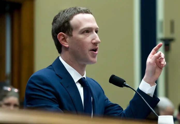 Μ.Ζάκερμπεργκ (Facebook): «Ο Μπάιντεν μας ανάγκαζε να κατεβάζουμε αναρτήσεις κατά των θανατηφόρων εμβολίων Covid-19»