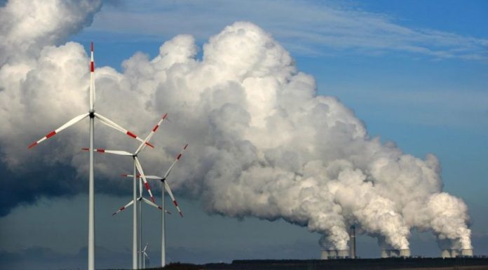 Οι ανεμογεννήτριες παράγουν περισσότερο CO2… για βασικό λόγο – Αποκαλύπτεται μελέτη που έκρυψε η General Electric Αποκαλύπτεται μελέτη που έκρυψε η General Electric – Οι ανεμογεννήτριες παράγουν περισσότερο CO2… για έναν λόγο