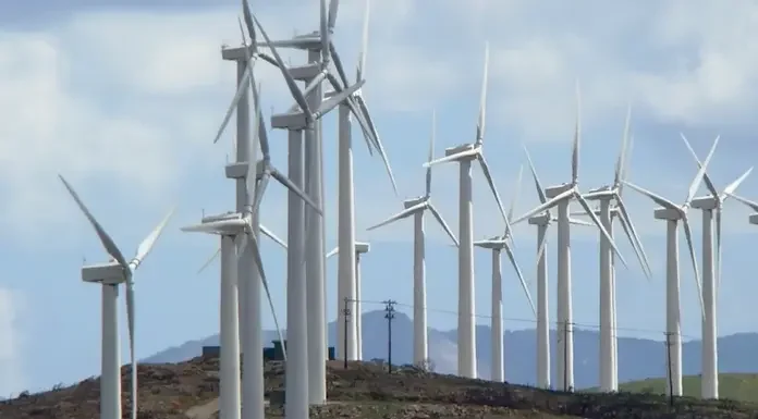 Ανεμογεννήτριες παντού……. Ανεμογεννήτριες παντού