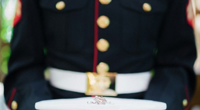 Δημιουργεί τεράστια αναταραχή στις ελληνικές Ένοπλες Δυνάμεις o Υπουργός Ν.Δένδιας με τις αποστρατείες Μ.Κατρίνης για Ν.Δένδια: «Δημιουργεί τεράστια αναταραχή στις ελληνικές Ένοπλες Δυνάμεις»