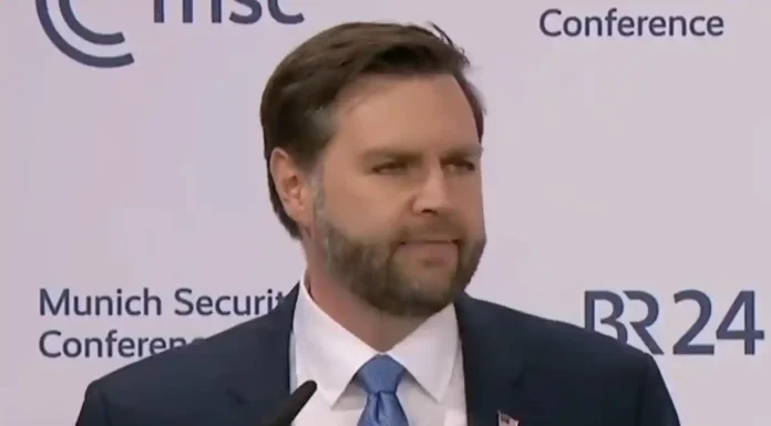 Η ομιλία του αντιπροέδρου ΗΠΑ ο JD Vance επιτίθεται άμεσα στην Ευρώπη Η ομιλία του αντιπροέδρου ΗΠΑ ο JD Vance επιτίθεται άμεσα στην Ευρώπη