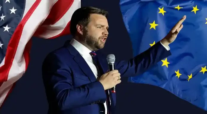 Ο Αντιπρόεδρος των ΗΠΑ φωτογραφίζει στον λόγο του τον Αρτέμη Σώρρα Ο Αντιπρόεδρος των ΗΠΑ φωτογραφίζει στον λόγο του τον Αρτέμη Σώρρα