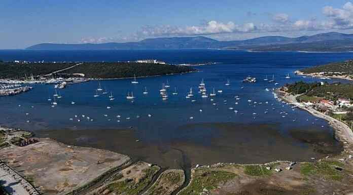 «Αποτραβήχτηκαν» τα νερά σε Κωνσταντινούπολη και Σμύρνη (φώτο) «Αποτραβήχτηκαν» τα νερά σε Κωνσταντινούπολη και Σμύρνη (φώτο)