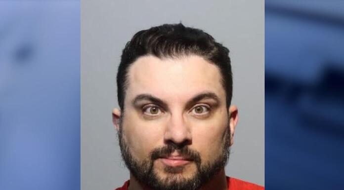 Συνελήφθη αξιωματούχος και ακτιβιστής της LGBTQ+ του Δημοκρατικού Κόμματος στις ΗΠΑ- ήταν και παιδόφιλος! Συνελήφθη αξιωματούχος και ακτιβιστής της LGBTQ+ του Δημοκρατικού Κόμματος στις ΗΠΑ- ήταν και παιδόφιλος!