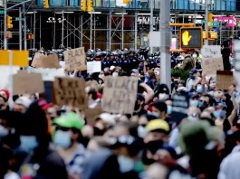 Τραμπ: Τρομοκρατική οργάνωση κηρύχθηκε το «Antifa» - Νέες δυνάμεις στις Πολιτείες