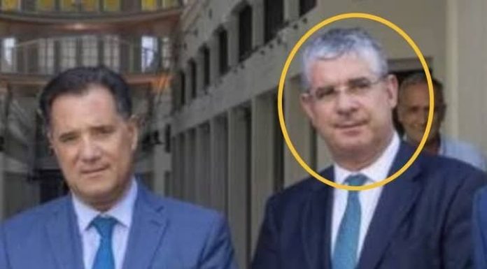 Ο ΑΔΩΝΙΣ ΓΕΩΡΓΙΑΔΗΣ ΗΤΑΝ ΤΟΤΕ (16/04/2023) Ο ΥΠΕΥΘΥΝΟΣ ΥΠΟΥΡΓΟΣ ΤΗΣ ΠΛΗΡΩΜΗΣ ΤΟΥ ΜΠΑΖΩΜΑΤΟΣ ΜΕΣΩ ΤΟΥ ΥΦΥΠΟΥΡΓΟΥ ΤΟΥ ΙΩΑΝΝΗ ΤΣΑΚΙΡΗ Η ΣΥΓΚΑΛΥΨΗ ΣΥΝΕΧΙΖΕΤΑΙ ΑΛΛΑ... ΔΕΝ ΗΞΕΡΕΣ ΕΣΥ... ΕΛΑ ΝΑ ΣΤΑ ΔΕΙΞΟΥΜΕ ΕΜΕΙΣ... ΑΠΟ ΚΟΝΤΑ ΟΜΩΣ