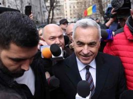 Σε δίνη η Ρουμανία:Απέκλεισαν τον νικητή των εκλογών Καλίν Γκεοργκέσκου από τις νέες κάλπες Σε δίνη η Ρουμανία:Απέκλεισαν τον νικητή των εκλογών Καλίν Γκεοργκέσκου από τις νέες κάλπες