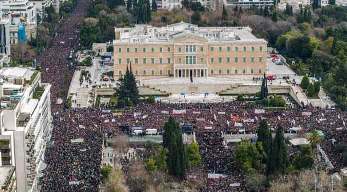 Οικογένεια:H «κινητήριος» δύναμη πίσω από κάθε αντίσταση- είναι και ο κεντρικός στόχος της «παγκόσμιας ελίτ»της γενοκτονίας και της μείωσης του πληθυσμού. Οικογένεια:H «κινητήριος» δύναμη πίσω από κάθε αντίσταση- είναι και ο κεντρικός στόχος της «παγκόσμιας ελίτ»της γενοκτονίας και της μείωσης του πληθυσμού.