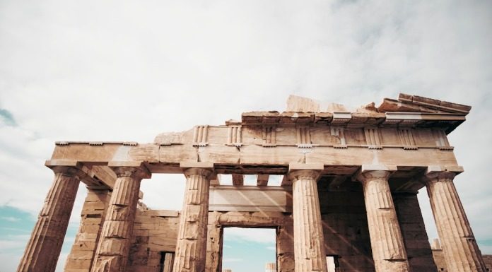 Οι αρχαιολογικοί μας χώροι ρημάζουν από την απαξίωση του Υπουργείου Πολιτισμού