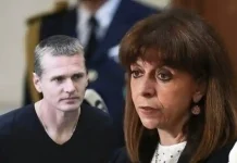 Η Σακελλαροπούλου πρέπει να αντιμετωπίσει την εκδίκαση της μήνυσης εναντίον της που είχε υποβάλει ο Βίννικ Η Σακελλαροπούλου πρέπει να αντιμετωπίσει την εκδίκαση της μήνυσης εναντίον της που είχε υποβάλει ο Μίννικ