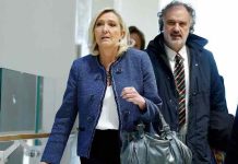 Λε Πεν: «Μας έκλεψαν τις βουλευτικές εκλογές – Δεν θα αφήσουμε να κλέψουν και τις προεδρικές» Λε Πεν: «Μας έκλεψαν τις βουλευτικές εκλογές – Δεν θα αφήσουμε να κλέψουν και τις προεδρικές»