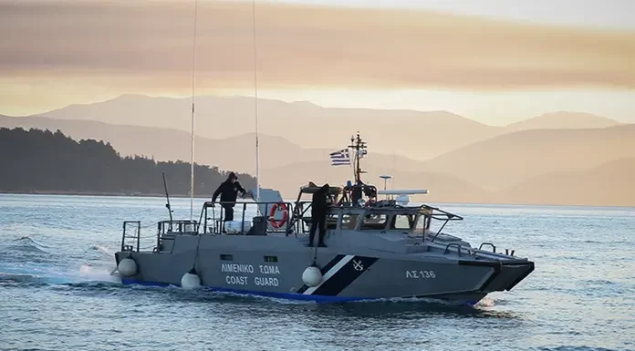 Συνεχίζεται καθημερινά η απόβαση λαθρομεταναστών-Ήρθαν ανενόχλητοι με ταχύπλοο από την Τουρκία στην Ρόδο! Συνεχίζεται καθημερινά η απόβαση λαθρομεταναστών-Ήρθαν ανενόχλητοι με ταχύπλοο από την Τουρκία στην Ρόδο!