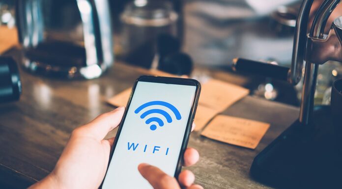 7 τρόποι για να προστατεύσετε τα δεδομένα σας όταν συνδέεστε σε ένα κοινόχρηστο δίκτυο WiFi 7 τρόποι για να προστατεύσετε τα δεδομένα σας όταν συνδέεστε σε ένα κοινόχρηστο δίκτυο WiFi