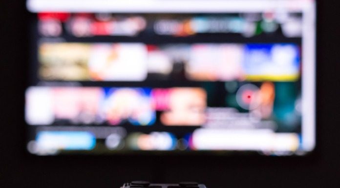 Τα ΜΜΕ ως μηχανισμοί προπαγάνδας συντηρούν το περιβάλλον του χρέους