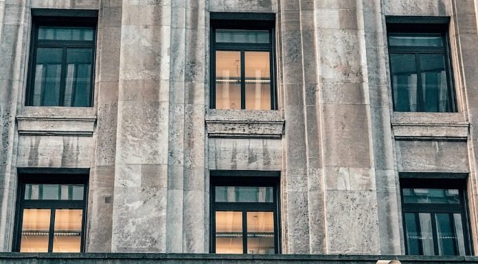 Η ανακεφαλαιοποίηση των τραπεζών έγινε με χρήματα του ελληνικού λαού