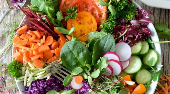 Η Ελλήνων Συνέλευσις δεν μιλά για υβριδικούς σπόρους