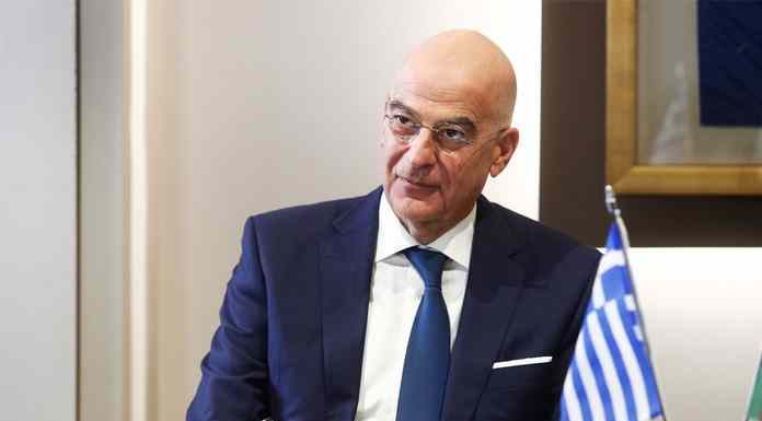 Σφοδρές αντιδράσεις στρατιωτικών κατά Δένδια για την αποστρατεία 581 αξιωματικών Σφοδρές αντιδράσεις στρατιωτικών κατά Δένδια για την αποστρατεία 581 αξιωματικών