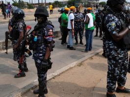 Νιγηρία: Επίθεση τζιχαντιστών σε στρατιωτική βάση – Αποκεφάλισαν στρατιώτες Νιγηρία: Επίθεση τζιχαντιστών σε στρατιωτική βάση – Αποκεφάλισαν στρατιώτες