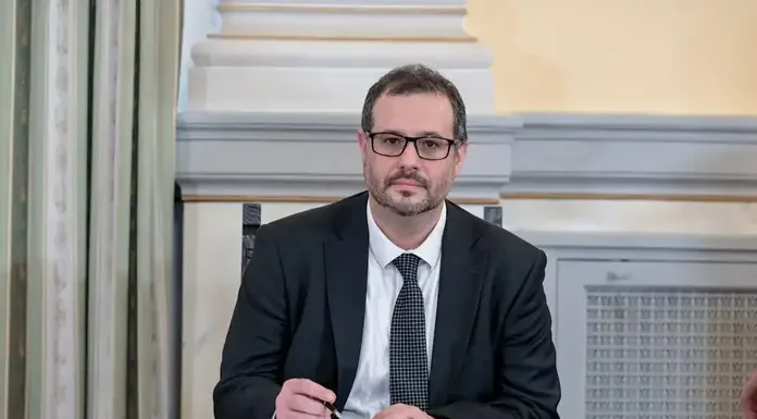 Ο Ν.Τσάφος θεωρεί ότι επειδή «κατέβασε την ανάρτησή του για τα Κατεχόμενα» τώρα μπορεί να είναι υφυπουργός Ο Ν.Τσάφος θεωρεί ότι επειδή «κατέβασε την ανάρτησή του για τα Κατεχόμενα» τώρα μπορεί να είναι υφυπουργός