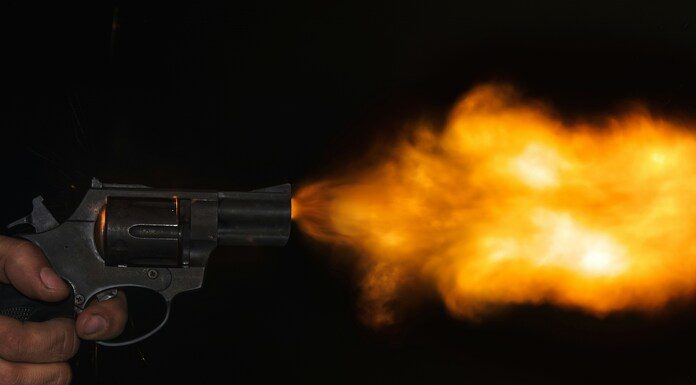 Θεσσαλονίκη:Πυροβολισμοί ανάμεσα σε Τούκους και στελέχη της ΕΥΠ Θεσσαλονίκη:Πυροβολισμοί ανάμεσα σε Τούκους και στελέχη της ΕΥΠ