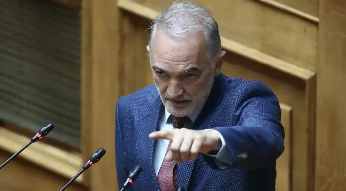 Μάριος Σαλμάς: «Ο Μητσοτάκης κλέβει τον κόσμο μέσω των καρτέλ» – Αποκαλύπτει πως αρπάζει τα χρήματα του ελληνικού λαού από το ρεύμα και τα καταναλωτικά αγαθά που πωλούνται στο σούπερ μάρκετ Μάριος Σαλμάς: «Ο Μητσοτάκης κλέβει τον κόσμο μέσω των καρτέλ» – Αποκαλύπτει πως αρπάζει τα χρήματα του ελληνικού λαού από το ρεύμα και τα καταναλωτικά αγαθά που πωλούνται στο σούπερ μάρκετ