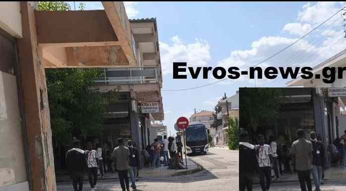 Από την Κρήτη στην Ορεστιάδα -η κυβέρνηση αντί να τους στείλει πίσω,κάνει «τουρ» σε λαθρομετανάστες! Από την Κρήτη στην Ορεστιάδα -η κυβέρνηση κάνει «τουρ» σε λαθρομετανάστες!