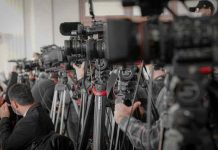 Πακτωλός χρημάτων από το «σύστημα» των Βρυξελλών στα φερέφωνα ΜΜΕ-Πληρωμένα Μέσα Ενημέρωσης και δημοσιογράφοι! Πακτωλός χρημάτων από το «σύστημα» των Βρυξελλών στα φερέφωνα ΜΜΕ-Πληρωμένα Μέσα Ενημέρωσης και δημοσιογράφοι!