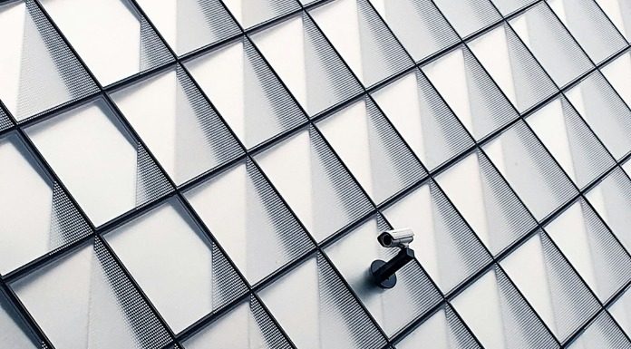 Προσωπικά δεδομένα υποχρεωτικά εκτεθειμένα στο διαδίκτυο