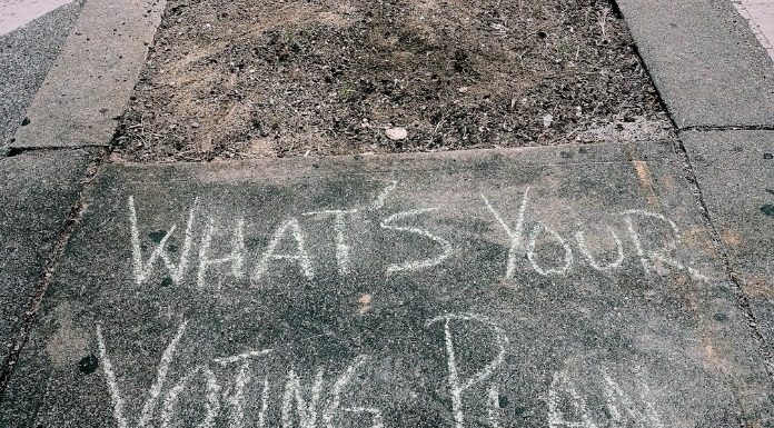 Εφόσον τα κόμματα δεν είναι υπέρ μας πρέπει οι πολίτες να δράσουμε