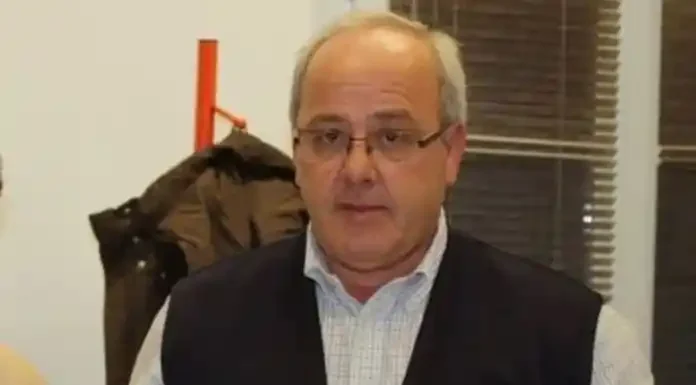 Νίκος Πρωτονοτάριος: Ο γιατρός που βρήκε τον ύπουλο εχθρό που σκότωνε τους νέους της Νάξου Νίκος Πρωτονοτάριος: Ο γιατρός που βρήκε τον ύπουλο εχθρό που σκότωνε τους νέους της Νάξου