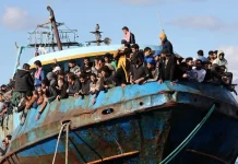 Απόβαση πάνω από 850 λάθρα εισβολέων στην Κρήτη – Εσπευσμένα αποπλέουν δύο ακόμη πλοία του ΠΝ για Λιβύη Απόβαση πάνω από 850 λάθρα εισβολέων στην Κρήτη – Εσπευσμένα αποπλέουν δύο ακόμη πλοία του ΠΝ για Λιβύη