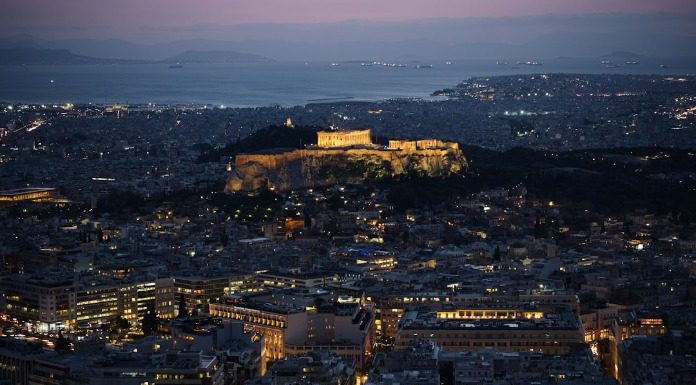 Δεν δόθηκαν ποτέ κίνητρα για αποκέντρωση από τις κυβερνήσεις