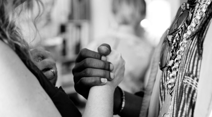 Η λύση είναι οι Έλληνες να ενωθούμε στην νομική οντότητα της Ελλήνων Συνέλευσις