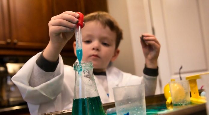 Τα κόμματα αγνοούν την βούληση των πολιτών