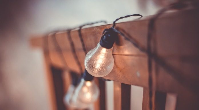 Με Ελλήνων Συνέλευσις δεν θα χρεώνεται η κατανάλωση στο ηλεκτρικό ρεύμα