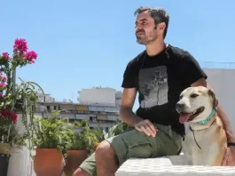 ΟΠΟΙΟΣ ΒΑΖΕΙ ΦΩΤΙΕΣ ΤΗΝ ΒΓΑΖΕΙ ΚΑΘΑΡΗ. ΟΠΟΙΟΣ ΤΙΣ ΣΒΗΝΕΙ ΠΑΕΙ ΦΥΛΑΚΗ! τυχαίο;;